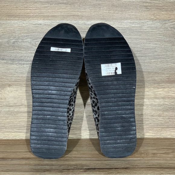 Kenneth Cole Reaction Cameron Chelsea Black and Gray Leopard Slip-on Sneaker 9 - Picture 8 of 10